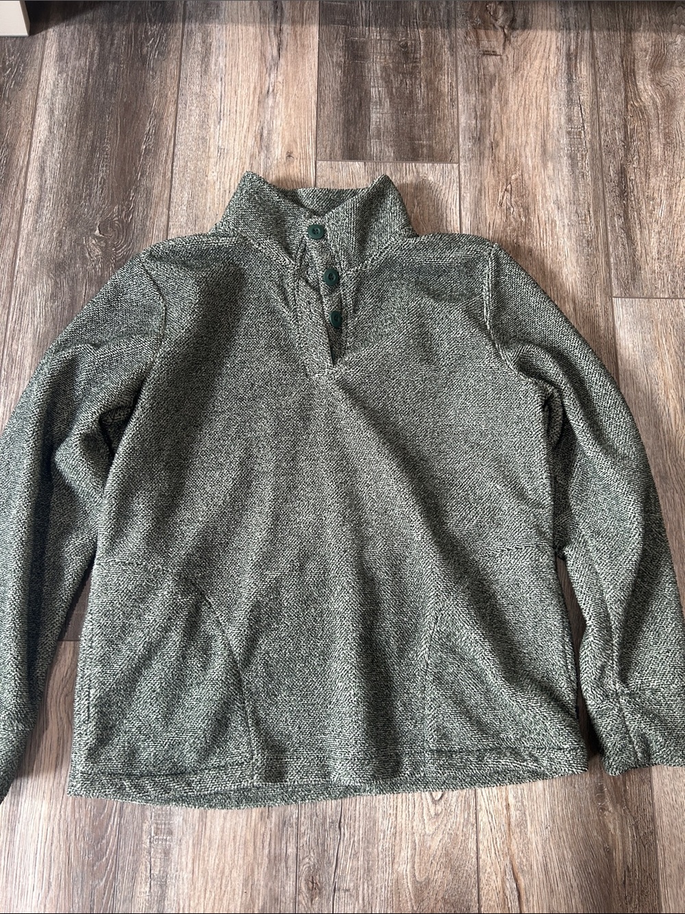 Eddie Bauer pull over